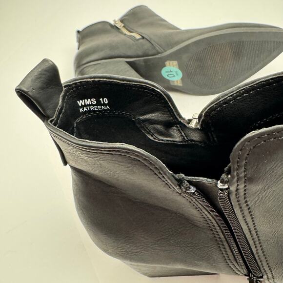 dv dolce vita Black Western Faux Leather Cuban Block Heel Ankle Booties Sz 10 - Picture 9 of 13